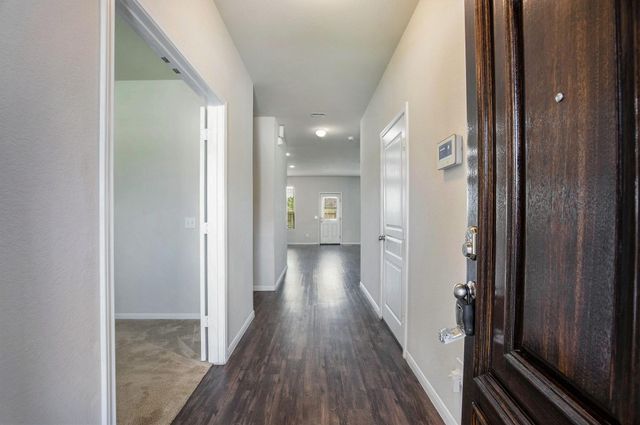 19607 Whitehaven Meadow Trail, Cypress, TX 77429