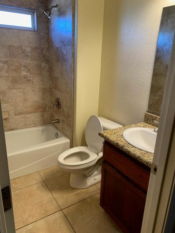 10650 Keller Drive, California City, CA 93505