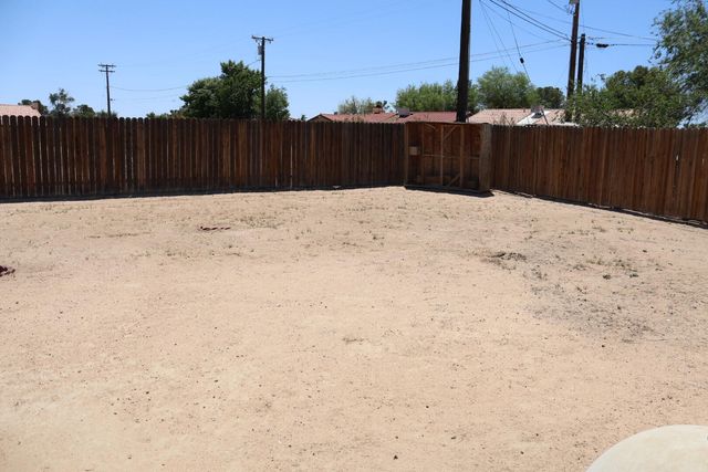 10650 Keller Drive, California City, CA 93505