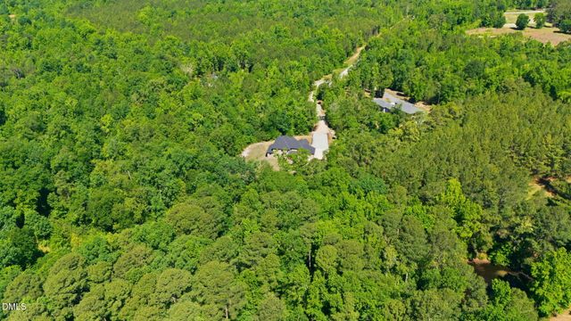 320 Willow Oak Court, Cameron, NC 28326