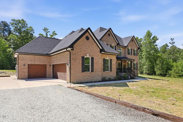 320 Willow Oak Court, Cameron, NC 28326