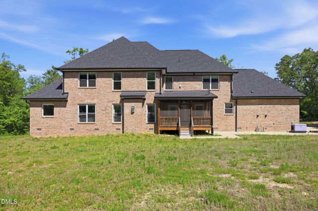 320 Willow Oak Court, Cameron, NC 28326