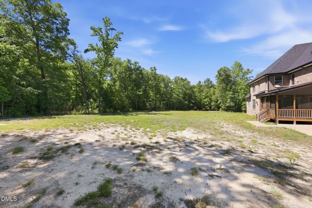 320 Willow Oak Court, Cameron, NC 28326