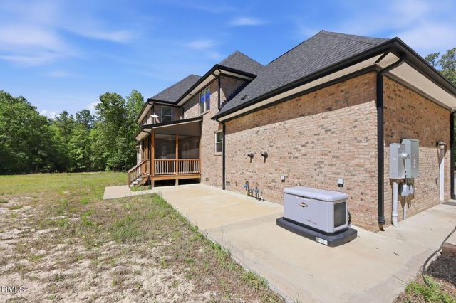 320 Willow Oak Court, Cameron, NC 28326