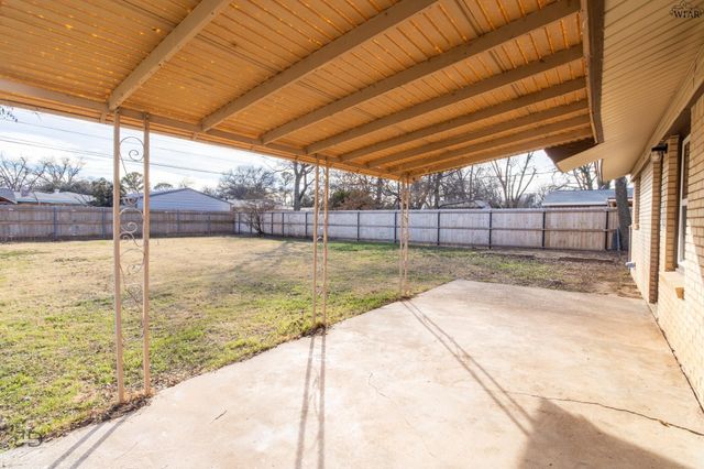 4427 CALL FIELD ROAD, Wichita Falls, TX 76308