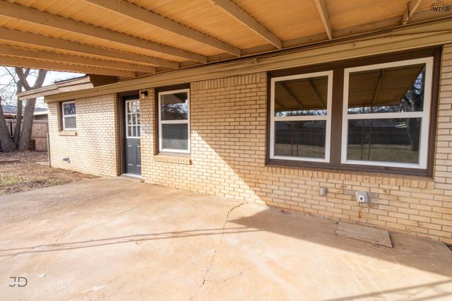 4427 CALL FIELD ROAD, Wichita Falls, TX 76308