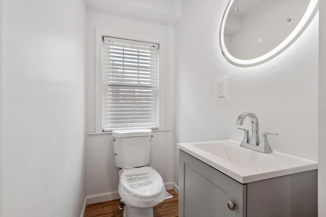 5 Oceanview St, Winthrop, MA 02152