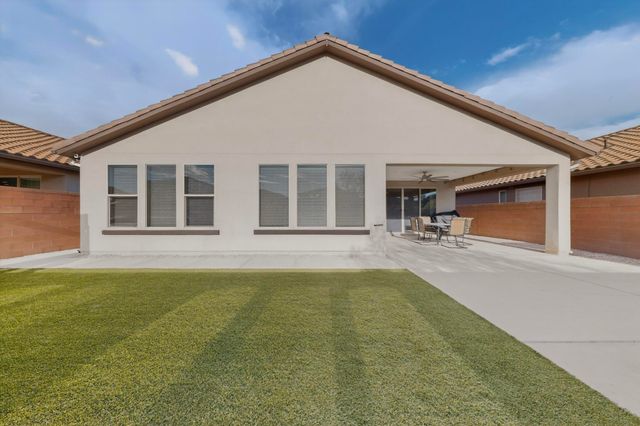 6815 Ojito Mesa Street NW, Albuquerque, NM 87120