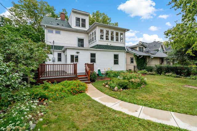 2824 Irving Avenue S, Minneapolis, MN 55408