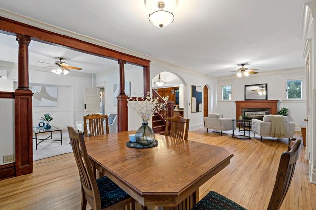 2824 Irving Avenue S, Minneapolis, MN 55408