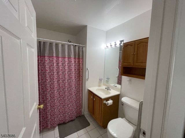 35 Chanda Ct, Clifton City, NJ 07012