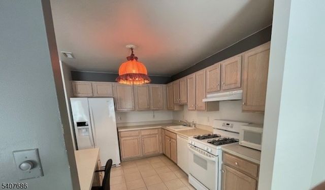 35 Chanda Ct, Clifton City, NJ 07012