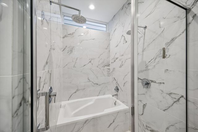 5921 E Post Oak Lane, Houston, TX 77055