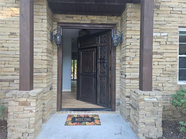 713 Bayou Crest Drive, Dickinson, TX 77539