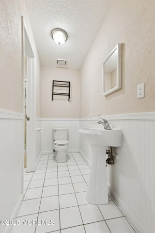 20 Austin Court 7, Freehold, NJ 07728