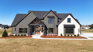 480 Crescent Rd, Murfreesboro, TN 37127