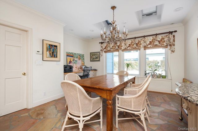 19 Amherst Road, Great Neck, NY 11021