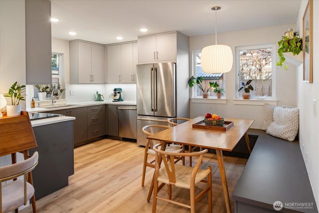 2110 N 43rd Street, Seattle, WA 98103