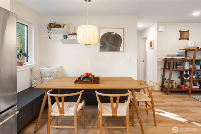 2110 N 43rd Street, Seattle, WA 98103