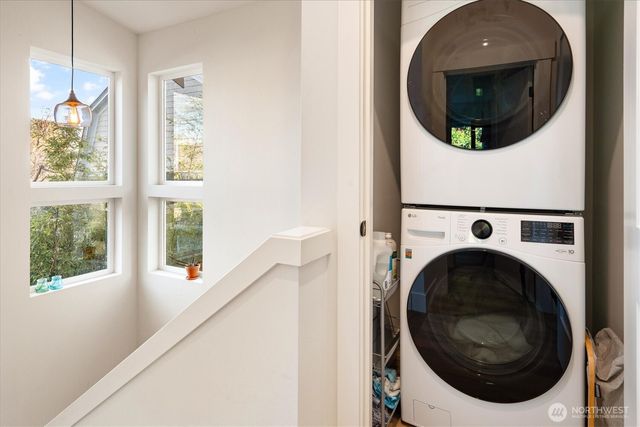 2110 N 43rd Street, Seattle, WA 98103