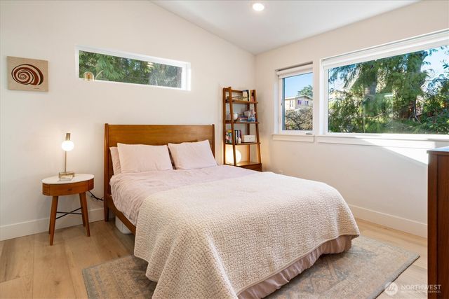 2110 N 43rd Street, Seattle, WA 98103