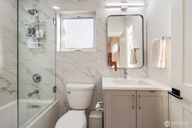 2110 N 43rd Street, Seattle, WA 98103