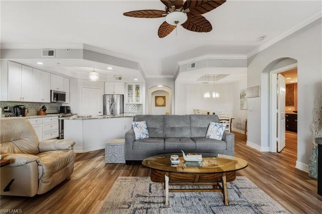 11040 Harbour Yacht CT 102, Fort Myers, FL 33908