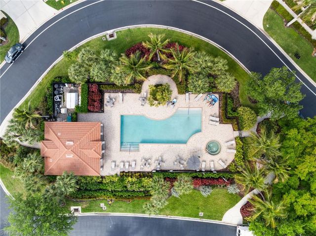 11040 Harbour Yacht CT 102, Fort Myers, FL 33908