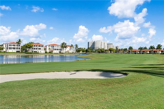 11040 Harbour Yacht CT 102, Fort Myers, FL 33908