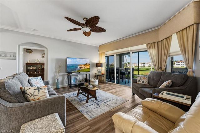 11040 Harbour Yacht CT 102, Fort Myers, FL 33908