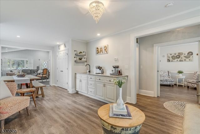 44 S Maple Ave, Springfield Twp., NJ 07081