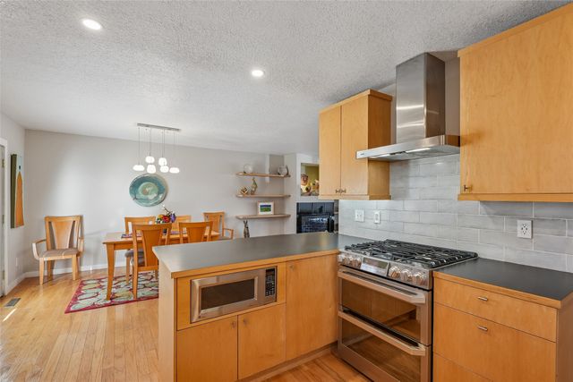 328 58th Place, Des Moines, IA 50312