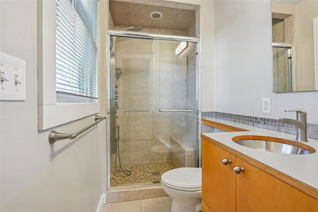 328 58th Place, Des Moines, IA 50312