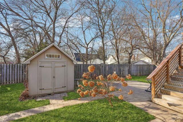 328 58th Place, Des Moines, IA 50312