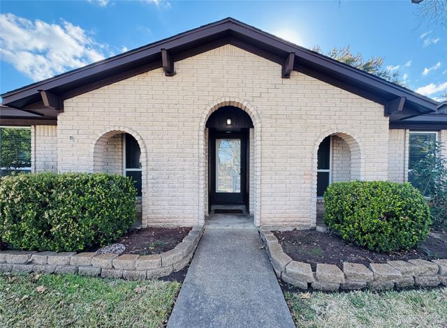 11847 Monticeto Lane, Meadows Place, TX 77477