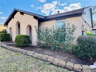 11847 Monticeto Lane, Meadows Place, TX 77477