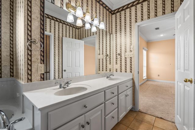 1325 Clarence Drive, Conway, AR 72034