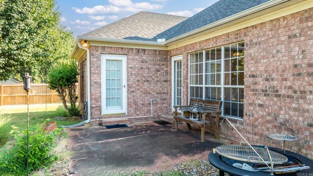 1325 Clarence Drive, Conway, AR 72034