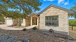 1138 Royal Eagle, Fischer, TX 78623