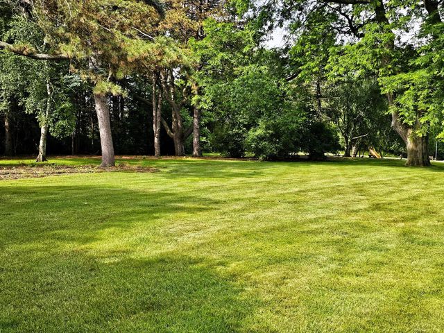 19605 Davidson ROAD, Brookfield, WI 53045