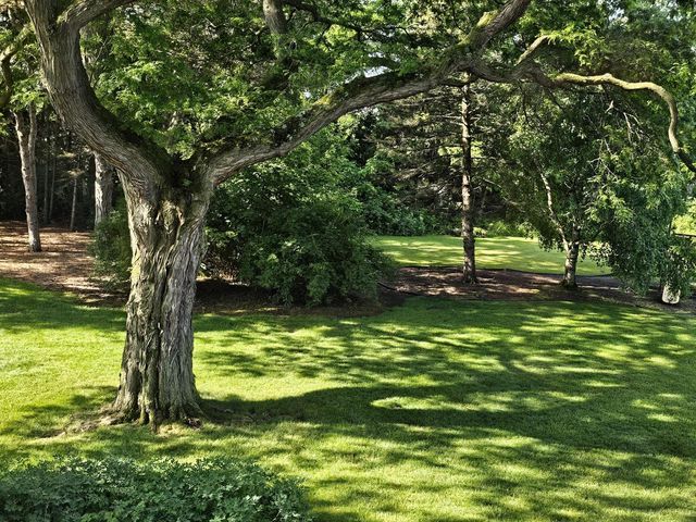 19605 Davidson ROAD, Brookfield, WI 53045