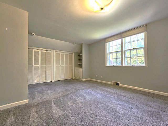 19605 Davidson ROAD, Brookfield, WI 53045