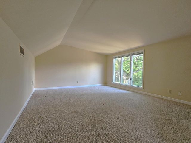 19605 Davidson ROAD, Brookfield, WI 53045