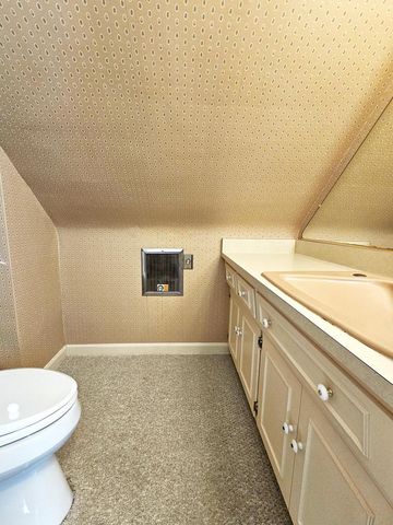 19605 Davidson ROAD, Brookfield, WI 53045