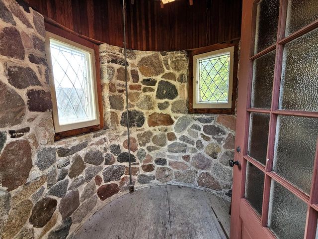 19605 Davidson ROAD, Brookfield, WI 53045