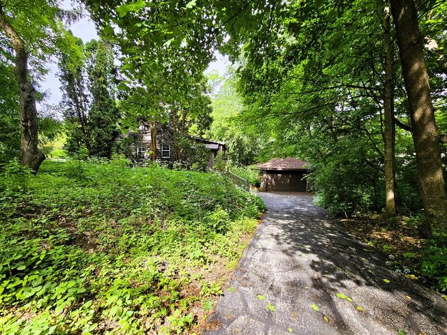 19605 Davidson ROAD, Brookfield, WI 53045