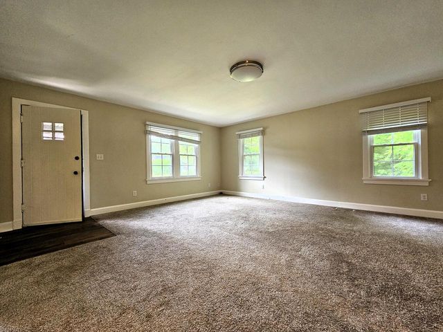 19605 Davidson ROAD, Brookfield, WI 53045