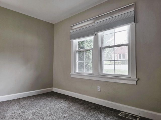 19605 Davidson ROAD, Brookfield, WI 53045
