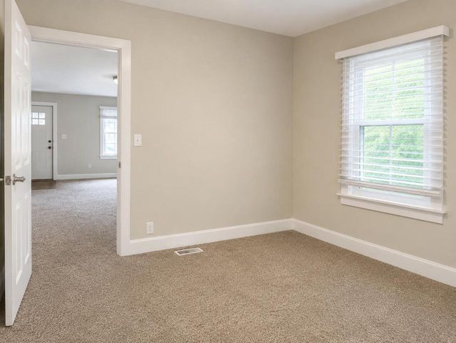 19605 Davidson ROAD, Brookfield, WI 53045
