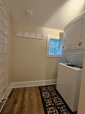 19605 Davidson ROAD, Brookfield, WI 53045